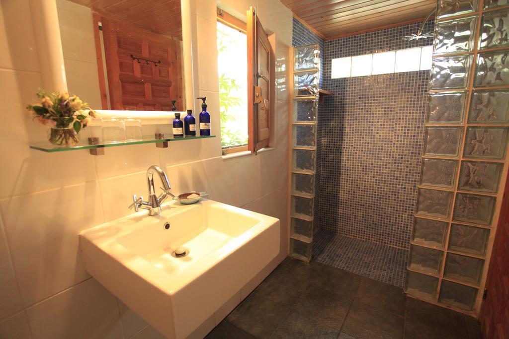 River Ebro Holidays Tivenys Ngoại thất bức ảnh